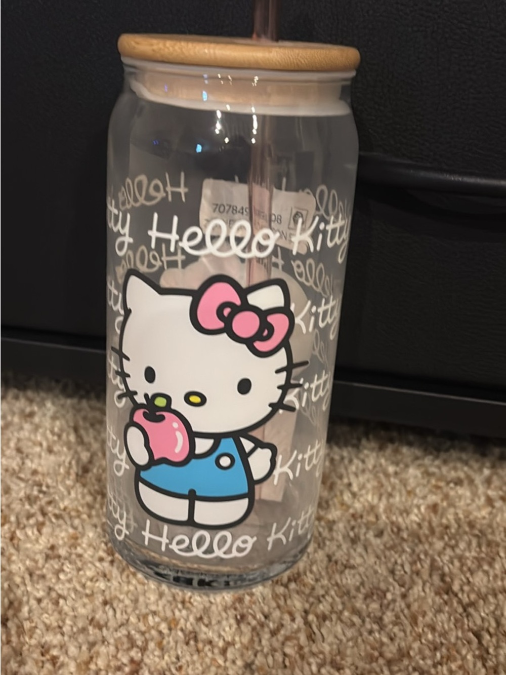 Glass hello kitty cup with removable lid and plastic straw NEW